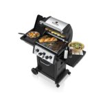 Broil King Monarch 390 - 3 Burner Gas BBQ Grill with Side Burner and Rotisserie - Black - Image 3