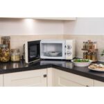 Russell Hobbs 17L Retro Solo Microwave - Cream - Image 4