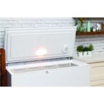 Hotpoint 390 Litre Chest Freezer - White - Image 4
