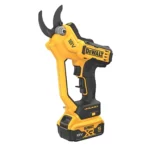 DEWALT DCMPP568P1-GB 18V 1 X 5AH LI-ION XR CORDLESS BYPASS POWERED PRUNER