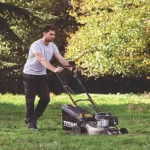 TITAN TTLMP300SP40 41CM 125CC SELF-PROPELLED ROTARY PETROL LAWN MOWER - Image 5